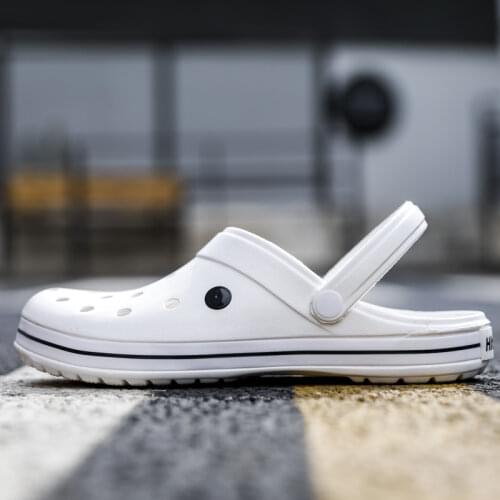 Mens Sandals Crocks Summer Hole Shoes High quality Rubber Croks Clogs Men Garden Shoes Crocse Beach Flat Sandals Slippers