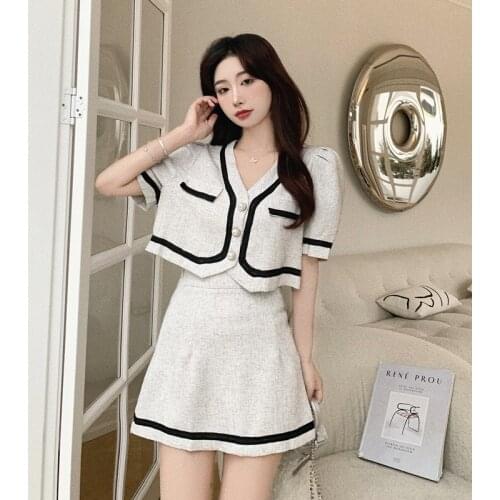 2021 Design New Summer Women Fashon Two Piece Clothing Sets Stylish Buttons V-Neck Chic Short Jacket Coat+High Waist Mini Skirt