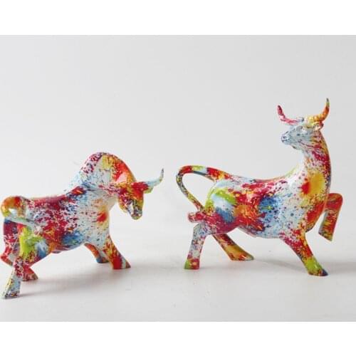 Color Modern Art Creative Animal Cow Resin Crafts Year of The Ox Gift Study Bookshelf Living Room Bedroom Decoration Ornaments