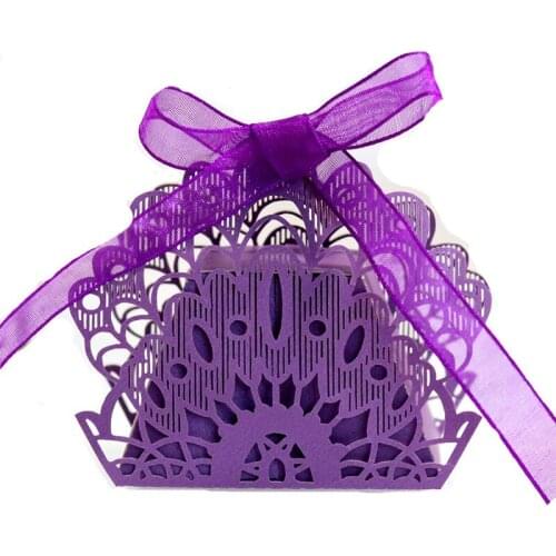 50pcs Laser Cut Hollow Carriage Favor Gifts Peacock Candy Boxes With Ribbon Birthday Baby Shower Wedding Party Favor Supplies