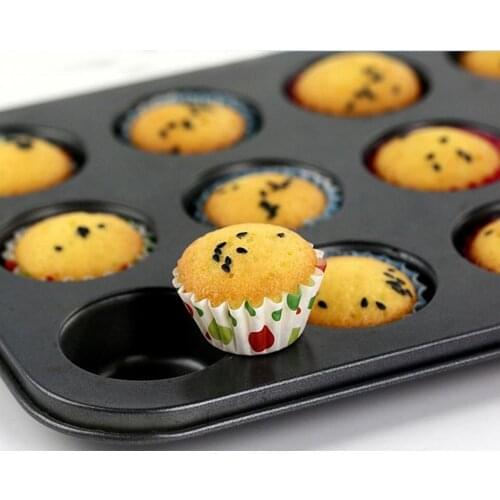 100Pcs/Lot Mini Cartoon Cute Wrapper Dotted Paper Baking Cups Liner Muffin Cupcake Elegant Cake Case Greaseproof Paper