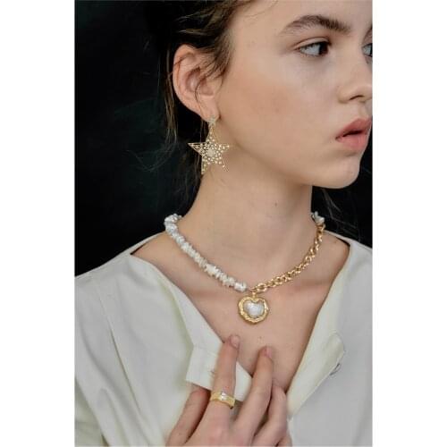 Brass With 18K Gold Chain Real Baroque Pearl Shell Heart Necklace Japan Korean Style Party Designer T Show Runway Gown Jewelry