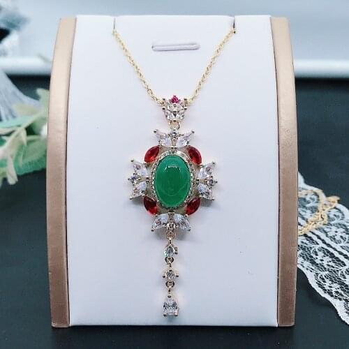 QTT Womens Vintage Charms Necklace Pendant Luxury Temperament Emerald Choker Jewelry Anniversary Wedding Party Gift