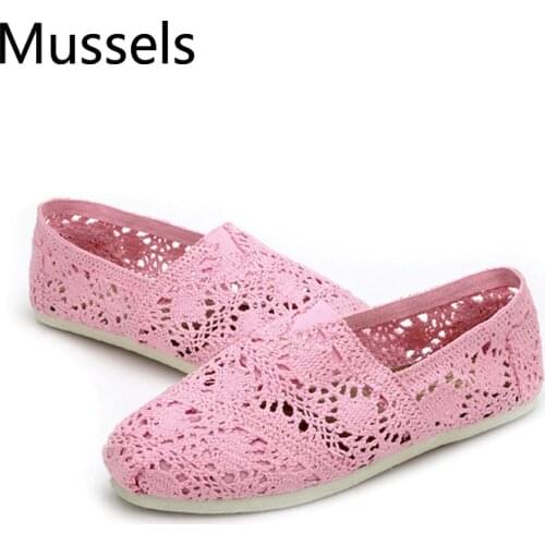 Women Casual Lace Hollow out Air Flats Shoes Spring Summer fell Women Shoes sneaker Womens Fashion Mesh Female Breathable Shoes