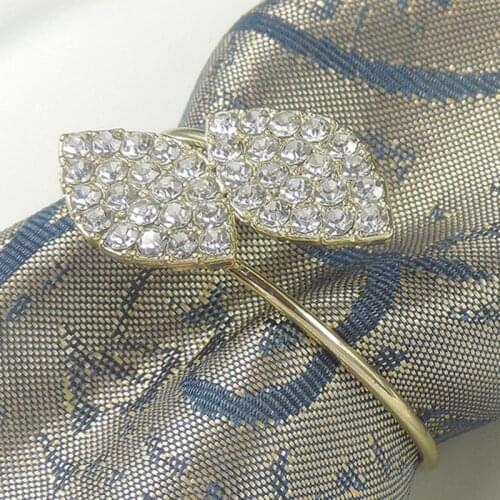 10 PCS/SET Decoration Belt Party Rhinestone Serviette Wedding Dinner Home Napkin Rings Hotel Buckles Banquet Leaves Shape Holder