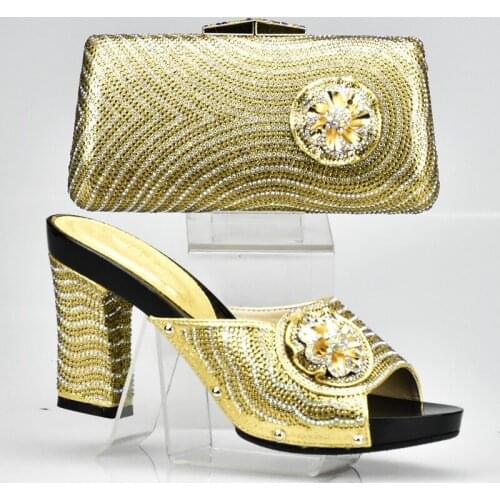 Shoes and Bag Set African Sets 2017 Gold Color Italian Ladies Shoes and Bag Set Decorated with Rhinestone Nigerian Women Shoes