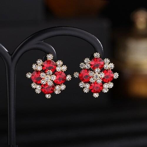 Winter Christmas Snowflake Earrings For Women Shining Red Crystal Flower Stud Earring Statement Xmas Gifts Luxury Jewelry