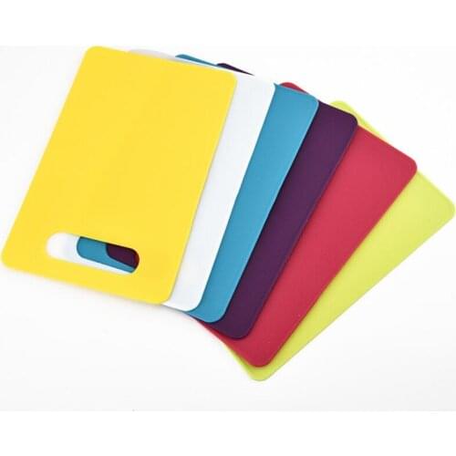 50pcs Kitchen Tools Flexible PP Non-slip Hang hole Cutting Board Food Slice Cut Chopping Block LX7980