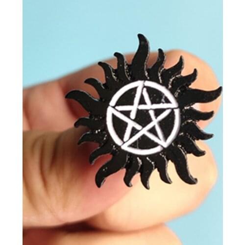 Winchester Black Pentagram Brooch Pins Enamel Metal Badges Lapel Pin Brooches Jackets Jeans Fashion Jewelry Accessories