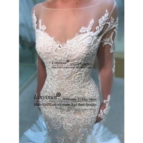 2020 Vintage Crew Long Sleeves Mermaid Wedding Dresses Lace Appliques Covered Button Zipper Bridal Gowns vestido de noiva