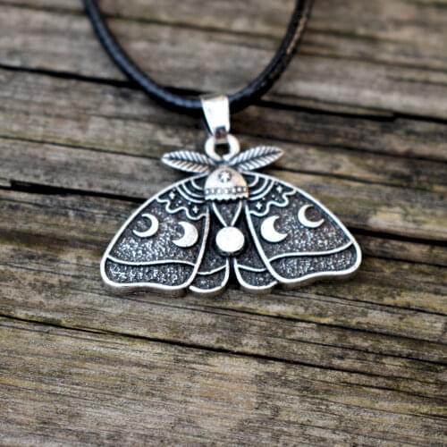 1pcs unique Witch dead head skull moth necklace moon Witchcraft