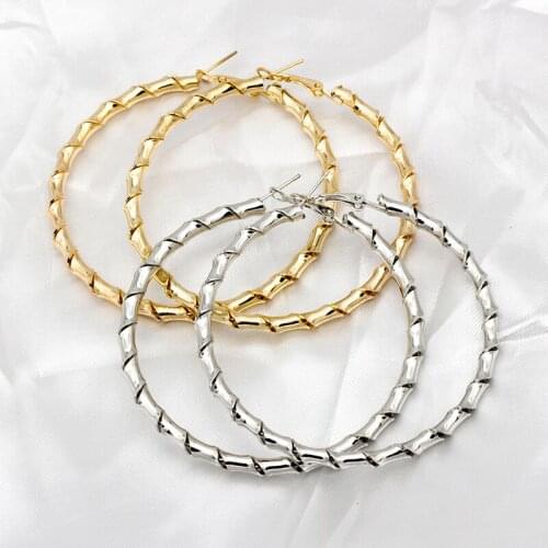 Personality Big Round Circle Hoop Earrings 2021 New Fashion Twisted Spiral Trendy Earrings For Women Jewelry