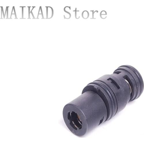 Oil Cooler Thermostat Expansion Tank for BMW X3 E83 X5 E53Z4 E85 E86 17111437362