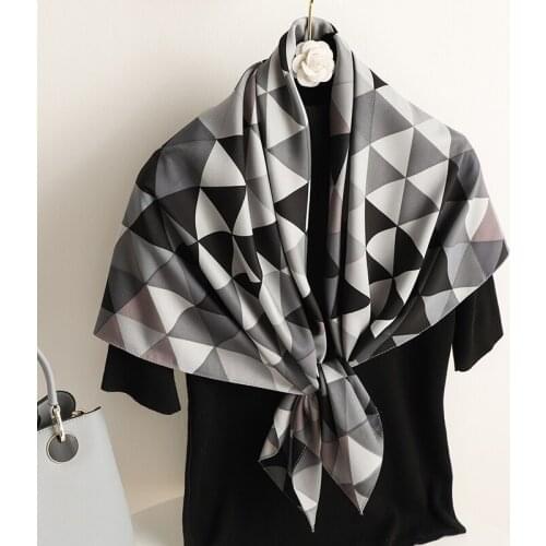 2021 New Luxury Twill Square Scarf For Women Geometry Headband Print Scarves Kerchief Hair Bands Soft Shawl Wrap Foulard Bandana