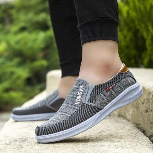 Men Casual Shoes Fashion Comfortable Soft Canvas Shoes for Men Breathable Lightweight Walking Footwear Adult Gift for Parents