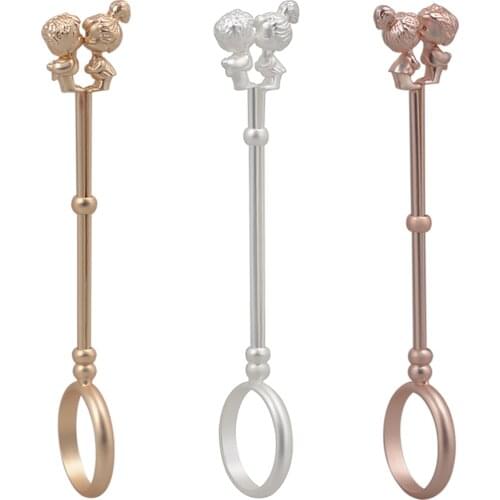 Smoker Cigarette Finger Rack Ring Free Hand Lady Gift Smoking Artifact