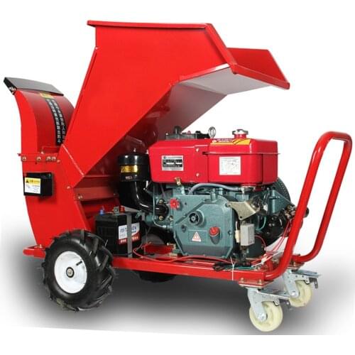 Driven tractor diesel engine small wood chipper