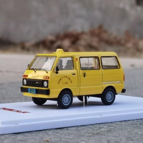 1/43 China Tianjin DAFA HUALI TJ110 ( DAIHATSU ) Van Taxi Wagon Model