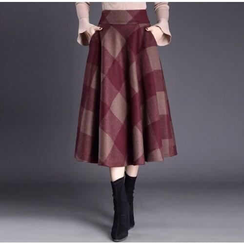 Autumn Winter 2021 New Printed Plaid Womens Long Skirt Loose Large High Waist Girls' Versatile A-line Large Swing Skirt Red