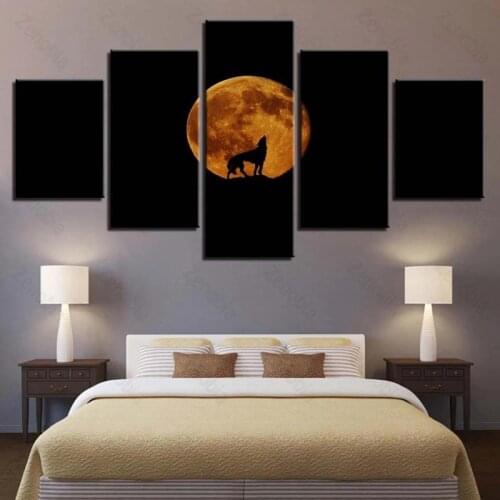 Poster Animal Howling Wolf Under The Red Moon Wall Art Decoration Canvas Painting for Living Room and Bedroom Frameless Style