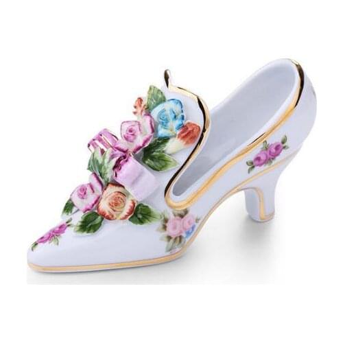 GRADE CERAMIC CRAFTS ELEGANT HIGH-HEELED SHOES MADE OF CERAMIC DECORATIONS SURPRISE POTTERY NICE GIFT