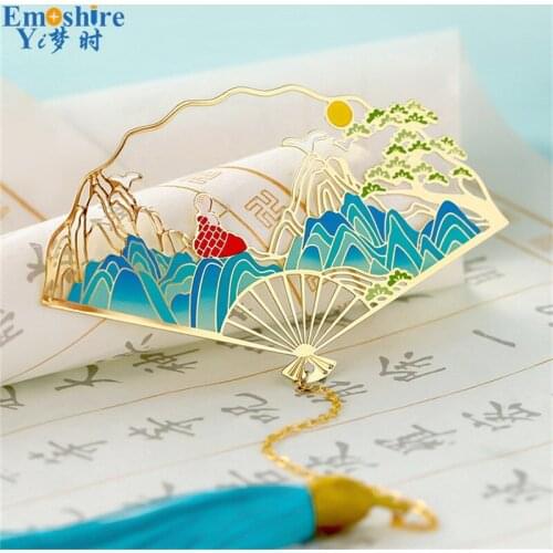 Forbidden City Cultural Creative Souvenirs Tassel Folding Exquisite Hollow Metal Bookmark Gift Exquisite Metal Book MarK M012