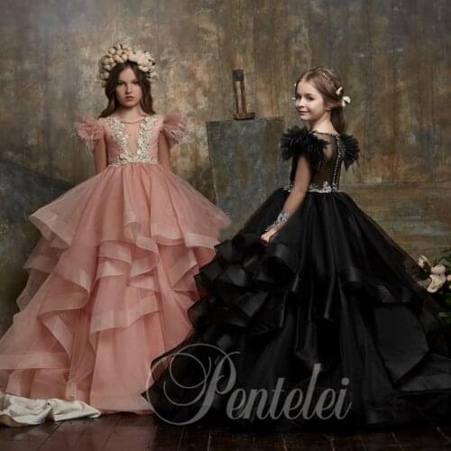 Lovely Tiered Long Sleeves Flower Girl Dresses For Wedding Sheer Bateau Neck Appliqued Toddler Pageant Gowns Tulle Ball Gown