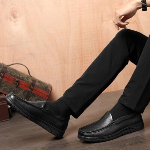2020 New Men Shoes Casual Breathable Casual Man Shoes Fashion Men Mens Leather Flat Causal For Sneakers Shoe Black Leisure
