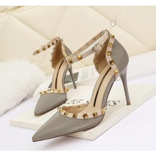Sexy Hasp Rivet Heels Female High-heeled Pumps Stiletto Heel Pointed Toe Hollow Ventilation Shoes Woman Rivet Shoes Heels Women