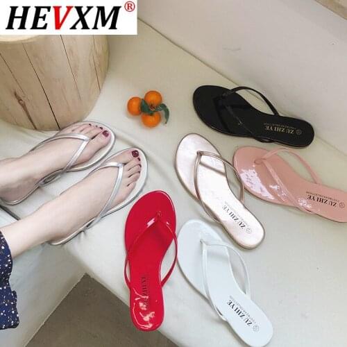 2021 Womens Shoes Summer Solid Color Simple Flip Flops Wild Fashion Flat Non-slip Beach Sandals and Slippers