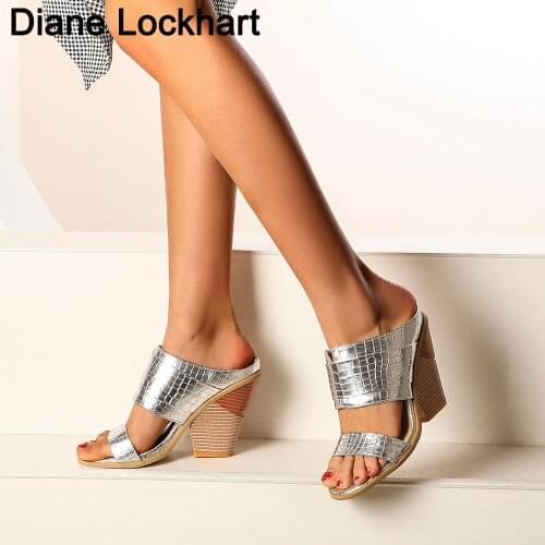 2020 New Women Slipper Summer Embossing Wedges Shoes Woman Slippers outdoor leisure Sandals Female High Heel Slides size 41 42