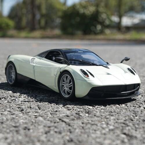 Welly 1:24 PAGANI HUAYRA Roadster alloy car model Diecasts & Toy Vehicles Collect gifts Non-remote control type transport toy