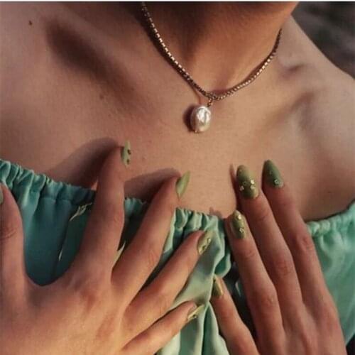 Vintage Pearl Choker Necklaces For Women 2021 Crystal Chain Necklace Trendy Imitation pearls Chokers New Jewelry Gift