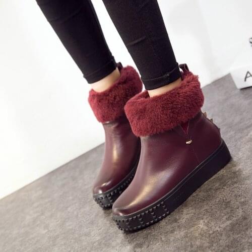 Cotton Snow Boots Rivets Winter Shoes Women 2017 New Genuine Leather Snow Boots Womens Boots Plus Size 40 Scarpe Donna A202