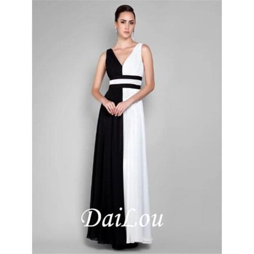 A-Line White Prom Formal Evening Dress V Neck Sleeveless Floor Length Chiffon with Pleats 2021