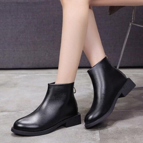2019 spring and autumn new womens square heel shoes casual leather boots