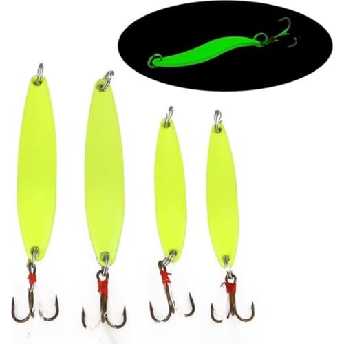 1Pcs 5g 7g 10g 13g Luminous Metal Fishing Lure Sequins Hard Bait Feather Hooks For Trolling Trout Spinner Spoon Bait Bass Pike