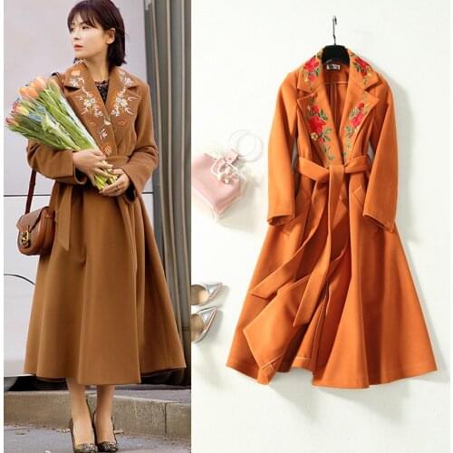 2021 Autumn women high quality embrodiery belt overcoat Chic womens winter woollen coat B355