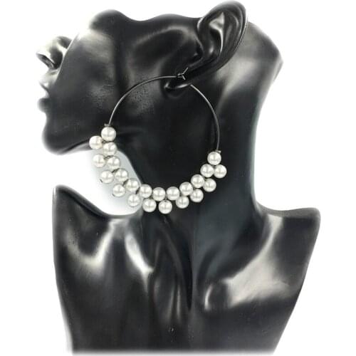 Exaggerated ring big circle pearl surround earrings female temperament net red with the ring earrings