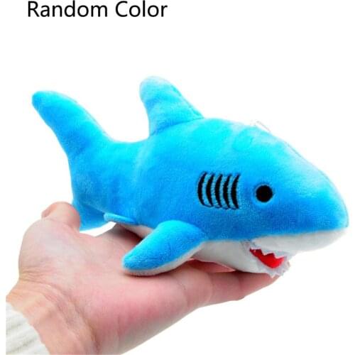 Cute Cartoon Shark Plush Toy Pendant Super Soft Stuffed Doll Pendant with Metal Keychain