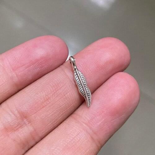 30pcs Charms Feather Leaf 18x4mm Antique Silver Color Pendants Making DIY Handmade Tibetan Finding Jewelry