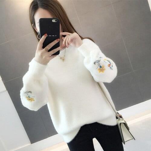 2019 autumn new ladies explosion models fashion super fire loose knit bottoming sweater tide