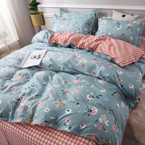 Cartoon Fashion Bedding Set Polyester Cotton Flat Bed Sheet + Pillowcase + Duvet Cover Korean Style Floral Home Textile Bed Sets
