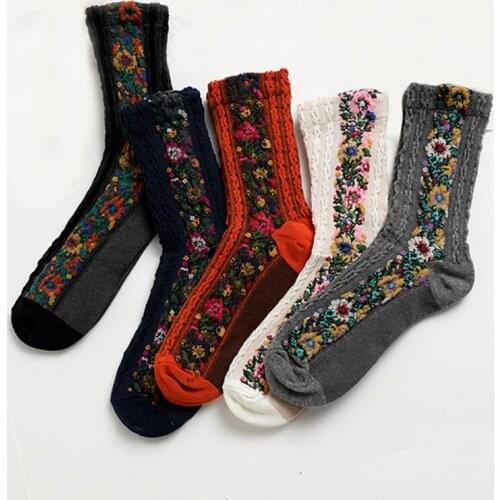 2021 New Jacquard 3D Pattern Retro Floral Women Socks Cotton Euramerican National Wind Flowers Summer Socks Warm Cute Socks