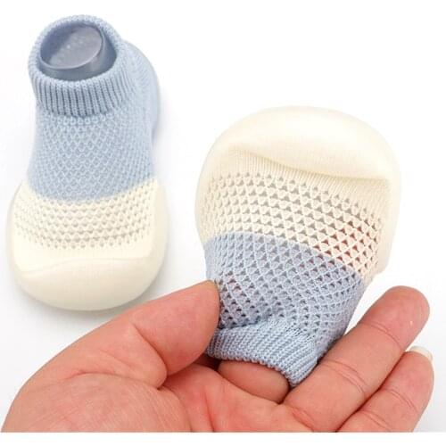 Newborn Sock Shoes Hollow Breath Rubber Soles Sock Shoes Infant Indoor First Walkers Mixed Colors Baby Elastic Mesh Socks Shoes