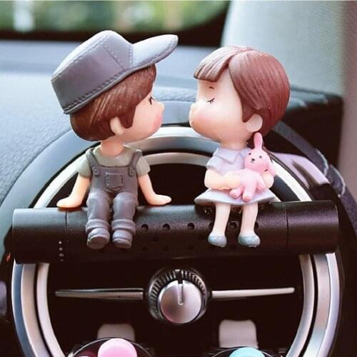 Car Air Freshener Cartoon Couple Design Car Perfume Clip Aroma Diffuser Air Vent Outlet Clip Creative Car Accessories Interior