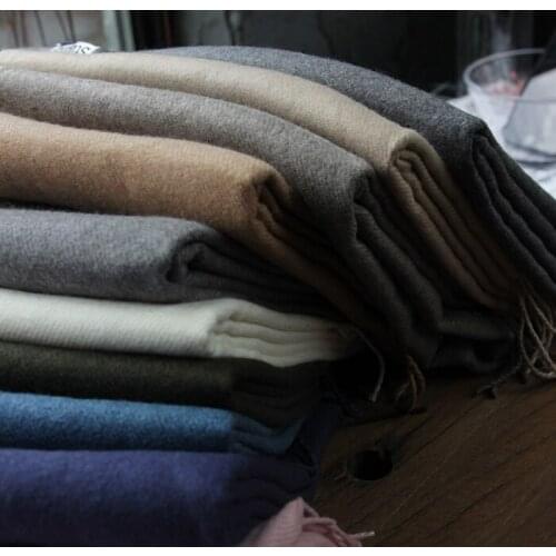 Senior Soft Feel Do Not Tie the Skin Monochrome Couple Warm Autumn and Winter Scarves Retro Tassels