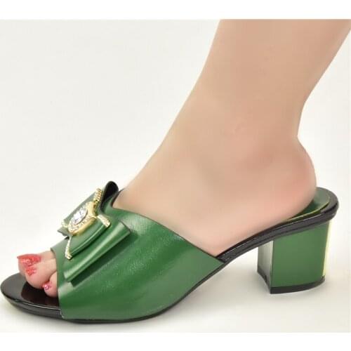 New Nigerian Party Pumps Nigerian Women Wedding Party Shoes Decorated with Rhinestone 2020 Summer Womens High Heels Slippers