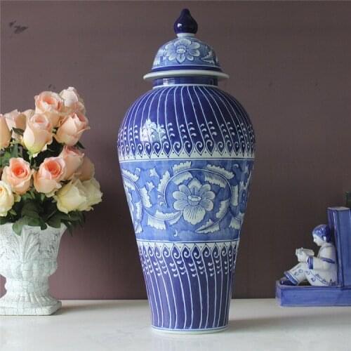 Chinese Hand Painted Blue And White Porcelain temple jar With Lid Jingdezhen Ceramic Model Room Ornament Crafts big ceramic jar