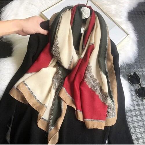 2021 Brand Autumn winter women beach quality shawl cotton scarf lady fashion scarves bandana pashmina wrap hijab muffler
